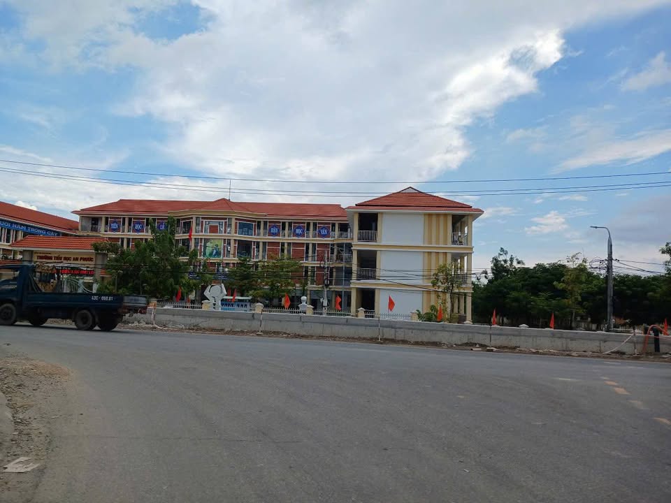 Đất nền Hòa Phong, Đà Nẵng 136m² giá chỉ 700 triệu - Cơ hội đầu tư tuyệt vời!