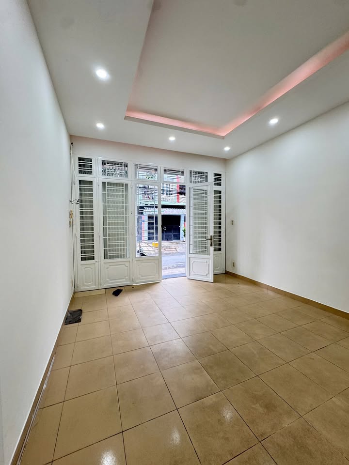 Nhà 4 tầng Bình Lợi, Bình Thạnh 60m² giá 7 tỷ - Đầu tư sinh lời lý tưởng!