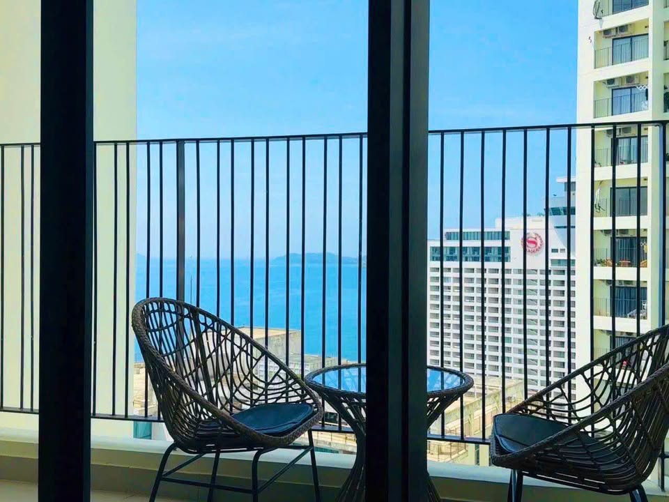 Căn hộ studio Gold Coast Nha Trang 54m² giá 14 triệu - View biển tuyệt đẹp!