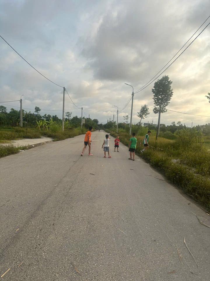 Đất nền thổ cư xã Đông Tiến 135m² giá 1.57 tỷ - Nhanh tay sở hữu!