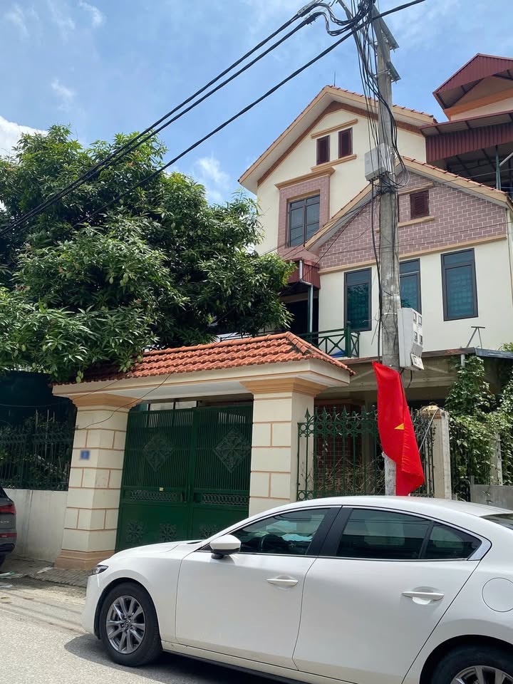 Biệt thự Cổ Linh 230m² giá 25 triệu - Không gian lý tưởng cho gia đình và văn phòng!