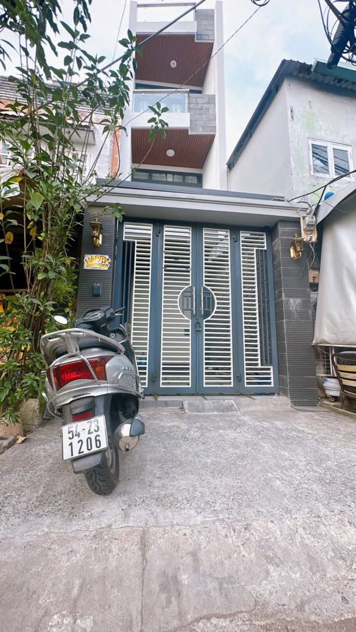 Nhà phố mặt tiền đường Tôn Thất Thuyết, quận 4, 61m² giá 10.5 tỷ - Đầu tư sinh lời lý tưởng!