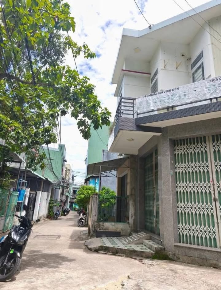 Nhà 2 tầng hẻm 231 Tây Sơn 49.3m² giá 2.35 tỷ - Mới và thoáng đãng!