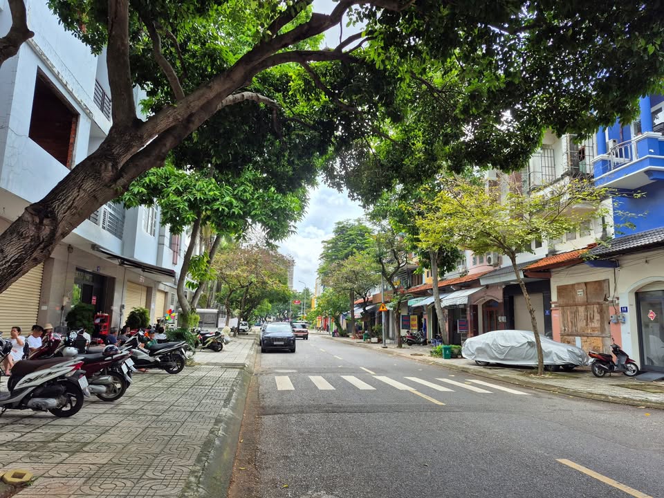 Nhà 3 Tầng Mặt Tiền Đường Ngô Gia Tự, TP. Bà Rịa 66m² - Kinh Doanh Đắc Địa!