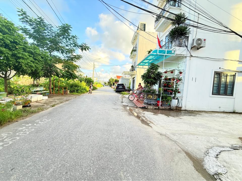 Đất lô góc 53m² tại chung cư Quỳnh Hoàng, Hải Phòng - Giá chỉ 1.9 tỷ!