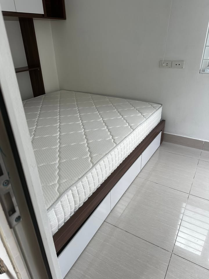 Phòng cho thuê tại 56 Thợ Nhuộm, 18m² giá 4 triệu - Gần bệnh viện
