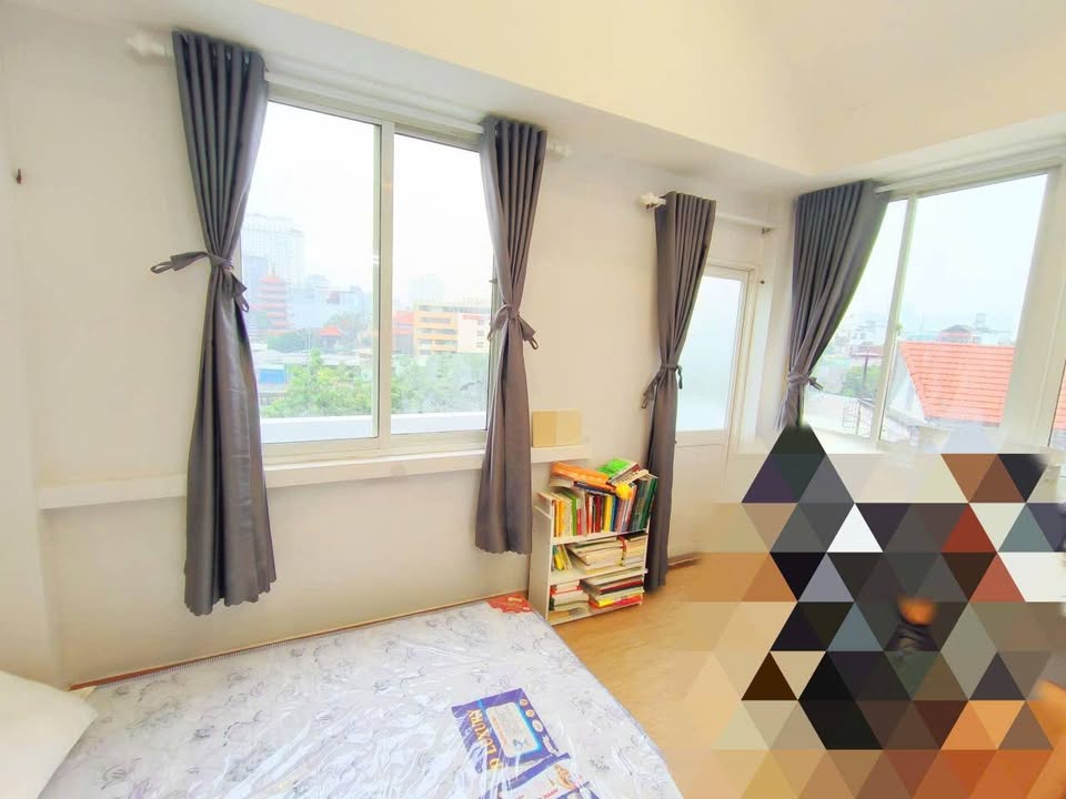 Phòng cho thuê 15 Nguyễn Văn Trỗi, Phú Nhuận 28m² giá 6.8 triệu - Full nội thất, sẵn sàng vào ở!