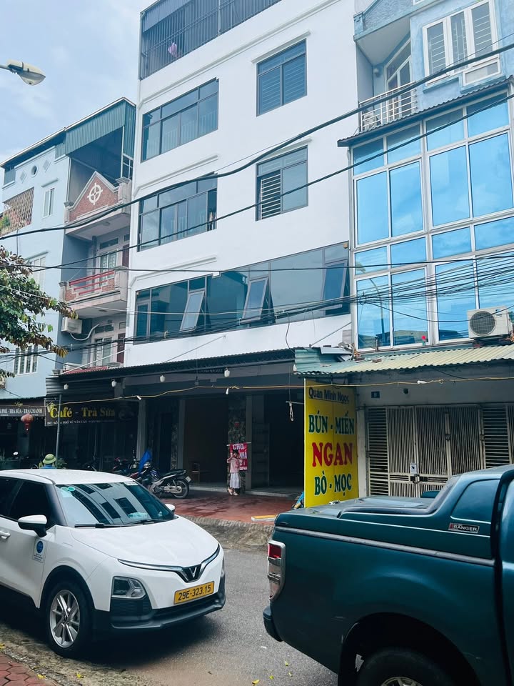 Store cho thuê tại số 12 phố Vũ Văn Cẩn, Hà Đông 60m² giá 13 triệu - Kinh doanh thuận lợi!