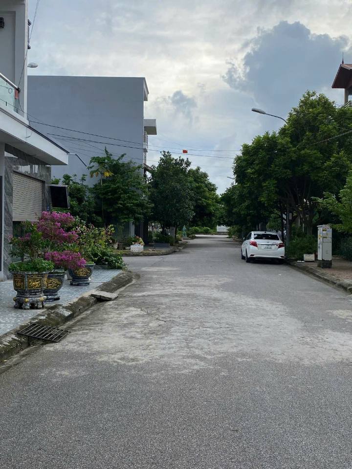 Bán đất TĐC Tràng Cát 60m² giá chỉ 3 tỷ - Tặng nhà cấp 4