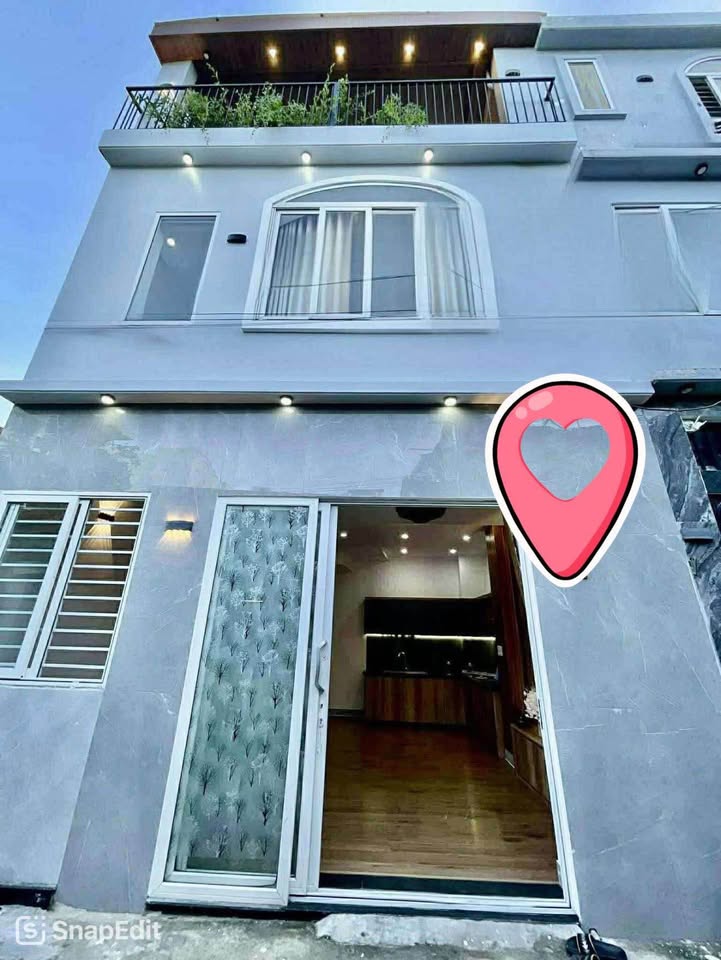 Nhà 3 tầng Trần Cao Vân 50m² - Giá rẻ không thể bỏ lỡ!