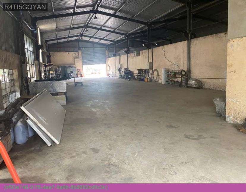 Bán xưởng khu công nghiệp Xuyên Á, Long An 1800m² giá 19.8 tỷ - Pháp lý đầy đủ, sẵn sàng sản xuất!