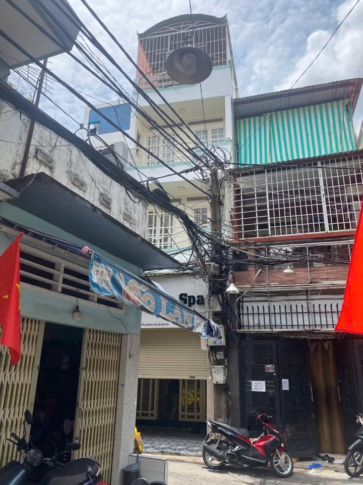 Nhà phố hẻm xe hơi Lê Văn Sỹ, Quận 3, 44m² giá 7.5 tỷ - Tiện nghi đầy đủ!