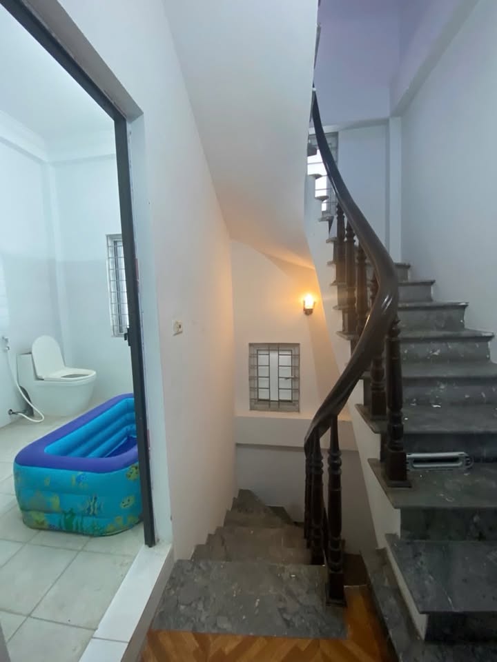 Nhà 4 tầng Vĩnh Hưng 44.1m² giá 7.3 tỷ - Thiết kế hiện đại, vào ở ngay!