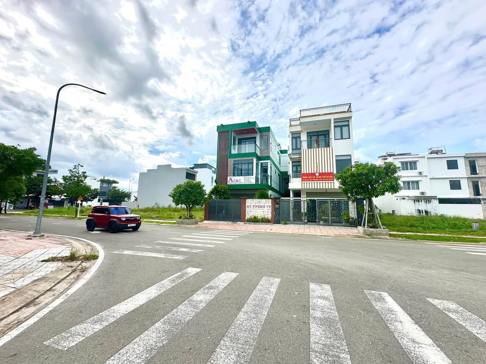 Đất nền Mỹ Gia Gói 2 - Đường số 7 - 150m² giá chỉ 8.25 tỷ - Sổ đỏ chính chủ!