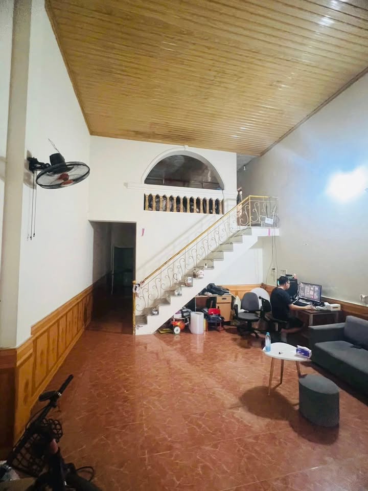 Nhà cấp 4 gác xép tại Cao Lộc 113m² giá chỉ 1.5 tỷ - Sẵn sàng vào ở!