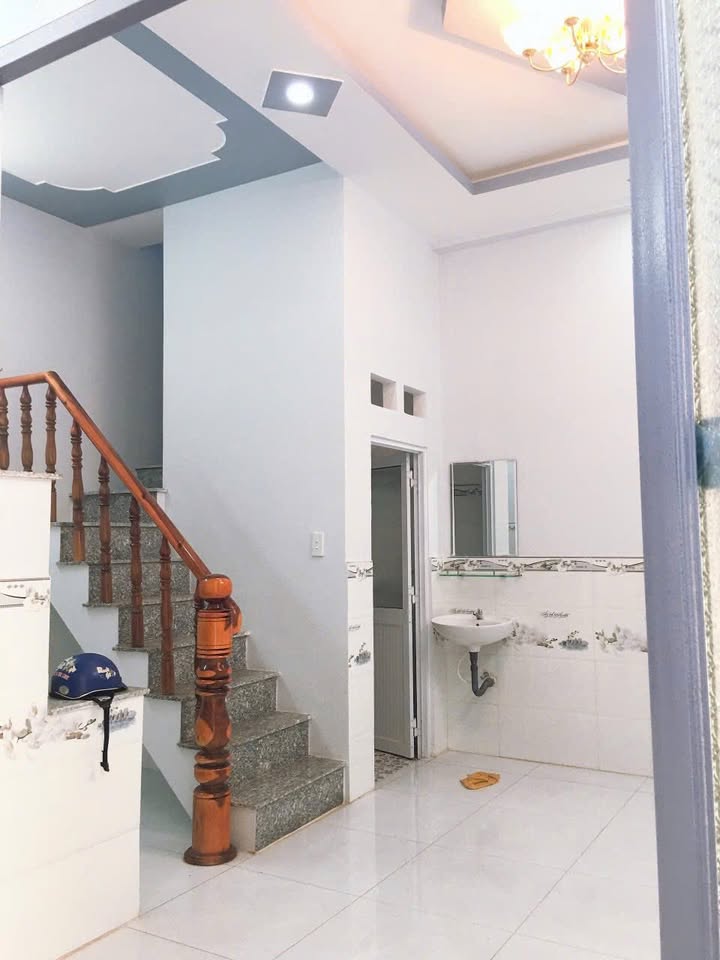 Nhà phố Hiệp Thành, Q.12, 24m² giá 2.2 tỷ - Sổ hồng chính chủ, bớt lộc!