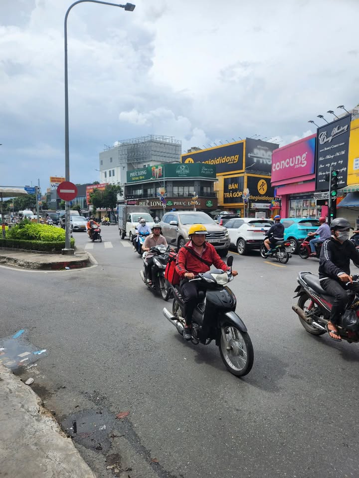 Mặt tiền kinh doanh đường Thành Thái - Tô Hiến Thành 48m² giá 11 tỷ - Đầu tư sinh lời ngay!