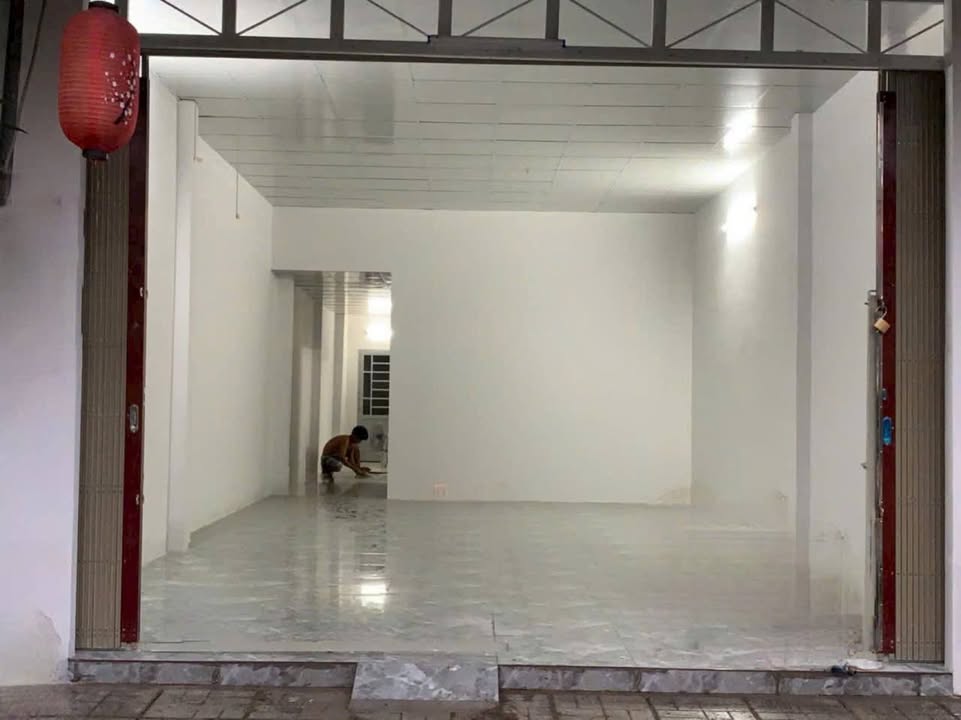 Nhà cho thuê nguyên căn Đường Đề Thám, Bình Khánh, Long Xuyên 85m² - Phù hợp cho ở và kinh doanh!