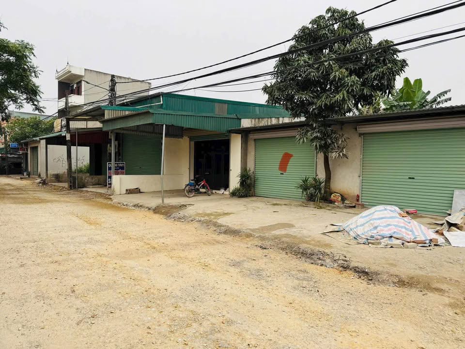 Nhà bán chính chủ xã Liêm Chung 93m² giá 3.2 tỷ - Kinh doanh sầm uất!