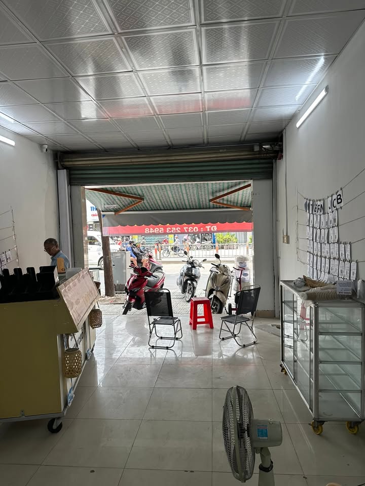 Nhà nguyên căn mặt tiền kinh doanh Quang Trung 64m² giá 15 triệu - Đầu tư sinh lời ngay!