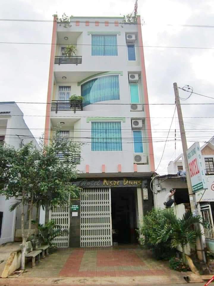 Nhà nguyên căn 3 tầng tại Buôn Ma Thuột - Thích hợp kinh doanh, giá thỏa thuận!