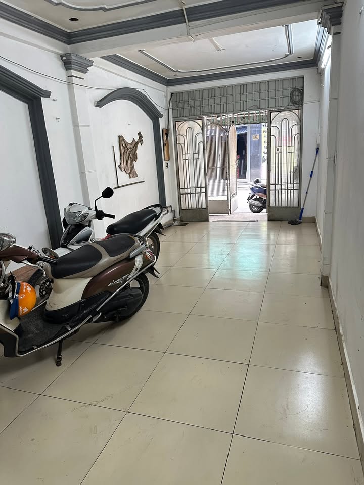 Cho thuê mặt bằng kinh doanh tại Bình Thạnh 30m² - Gần chợ Bà Chiểu, giá chỉ 6 triệu!