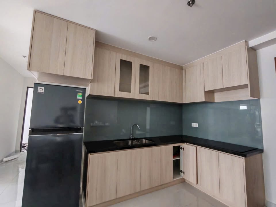 Căn hộ cao cấp The Emerald Golf, Thuận An 65m² chỉ 8 triệu/tháng - Đầy đủ tiện nghi, vào ở ngay!