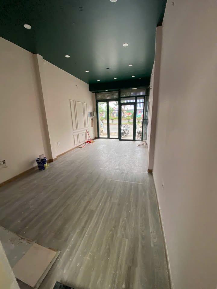 Nhà cho thuê Trường Chinh, Quận Tân Bình 64m² - Mặt tiền kinh doanh sầm uất!