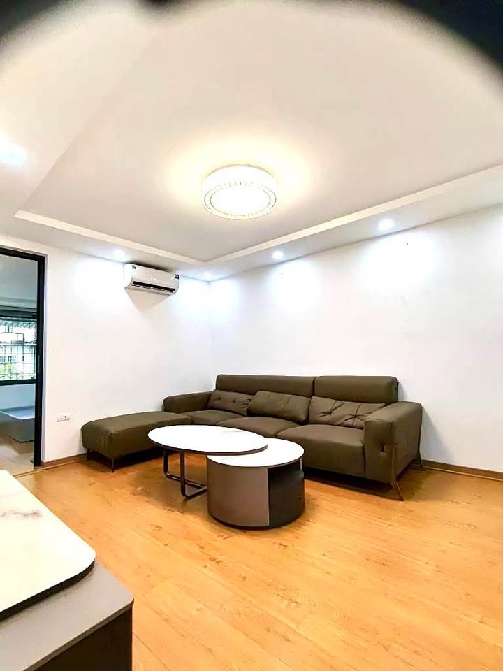 Căn hộ Tập thể Thành Công 42m² giá 5.79 tỷ - Sổ đỏ chính chủ, giao ngay!