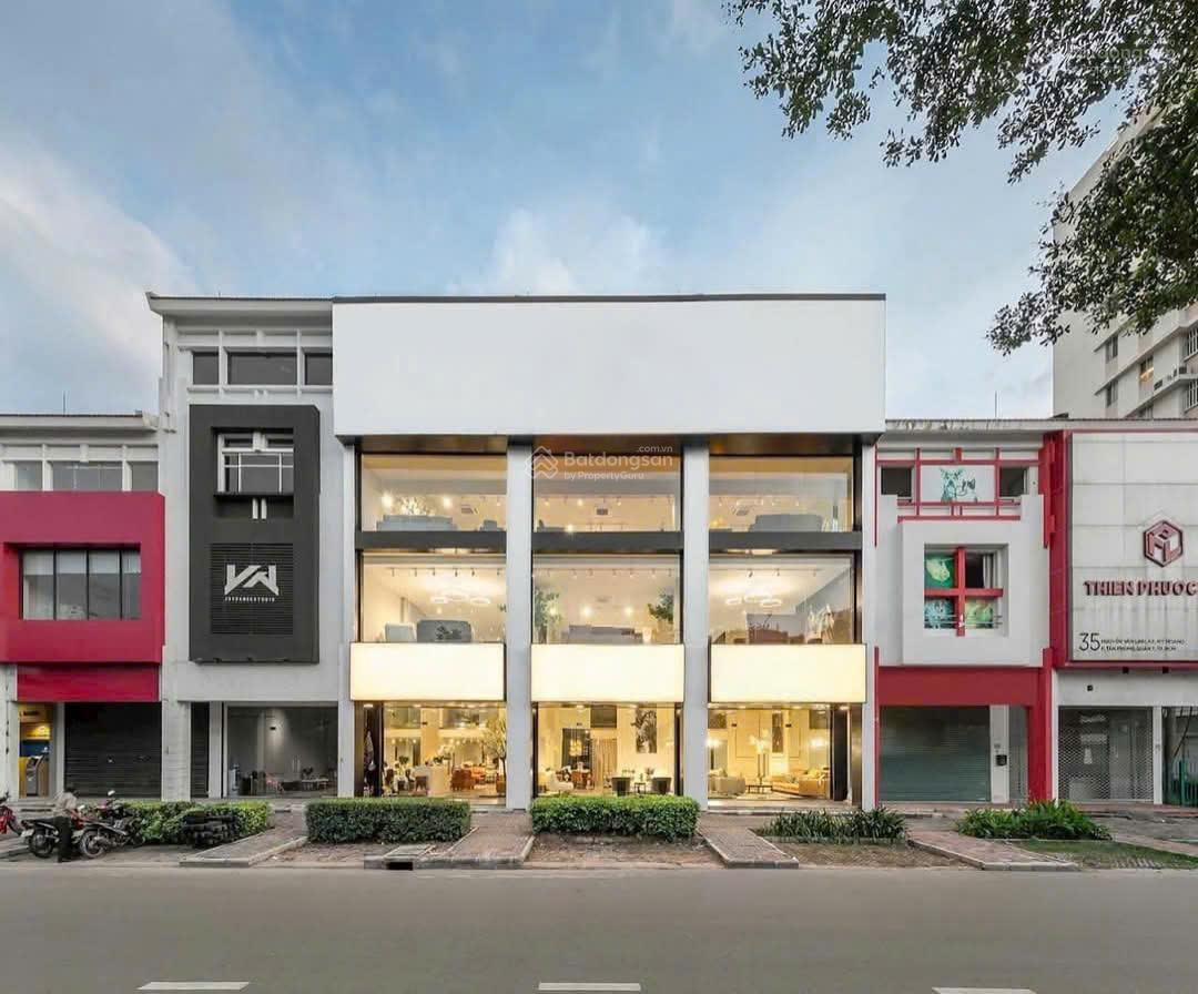 Shophouse mặt tiền Nguyễn Văn Linh, Quận 7, 216m², giá chỉ 60 tỷ - Cơ hội đầu tư tuyệt vời!