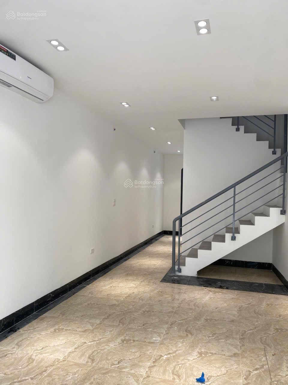 Nhà biệt thự cho thuê Vinhomes Ocean Park 2, 63m² giá chỉ 8 triệu - Không thể bỏ lỡ!