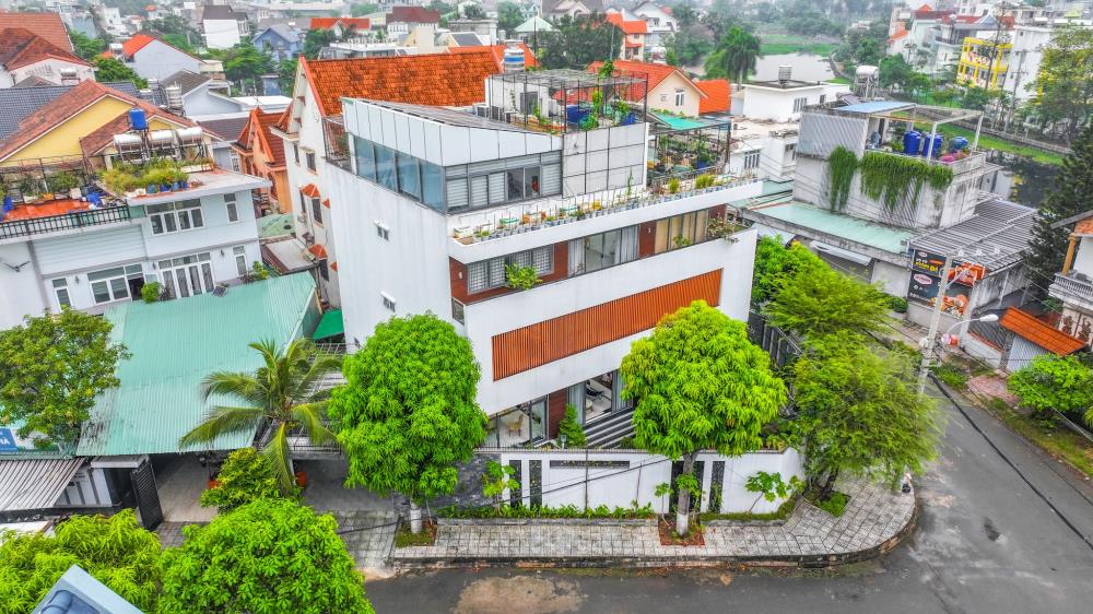 Biệt thự Thạnh Xuân, Quận 12, 484m² giá 54 tỷ - Không gian sống sang trọng, hiện đại!