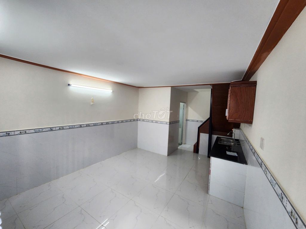 Nhà nhỏ mới xây hẻm Nguyễn Thị Búp, P. Tân Chánh Hiệp, Q.12 giá 1.15 tỷ - Tiện ích đầy đủ, an ninh tốt!