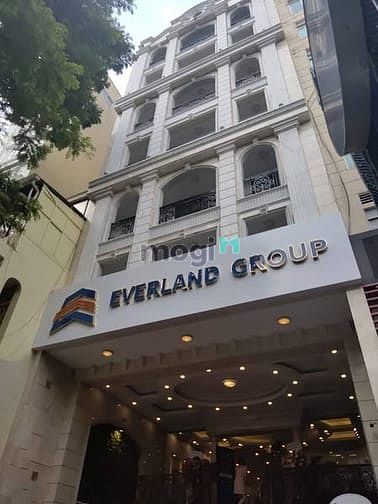 Cho thuê tòa nhà văn phòng mặt tiền Trương Định, Quận 3 - Kinh doanh sầm uất