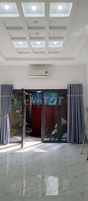 Căn hộ hẻm 8m Lê Văn Sỹ 40m² giá 2.9 tỷ - Sổ hồng riêng, công chứng liền tay!