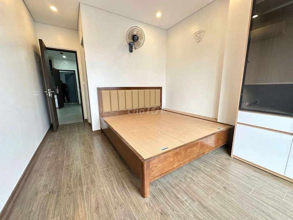 Căn hộ tập thể Khu Văn Công Mai Dịch 72m² giá 4.15 tỷ - Sổ hồng chính chủ, giao ngay!