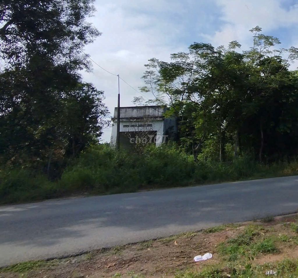 Nhà mặt tiền lộ 30m Định Thành 641m² giá 2.4 tỷ - Chính chủ cần bán gấp!