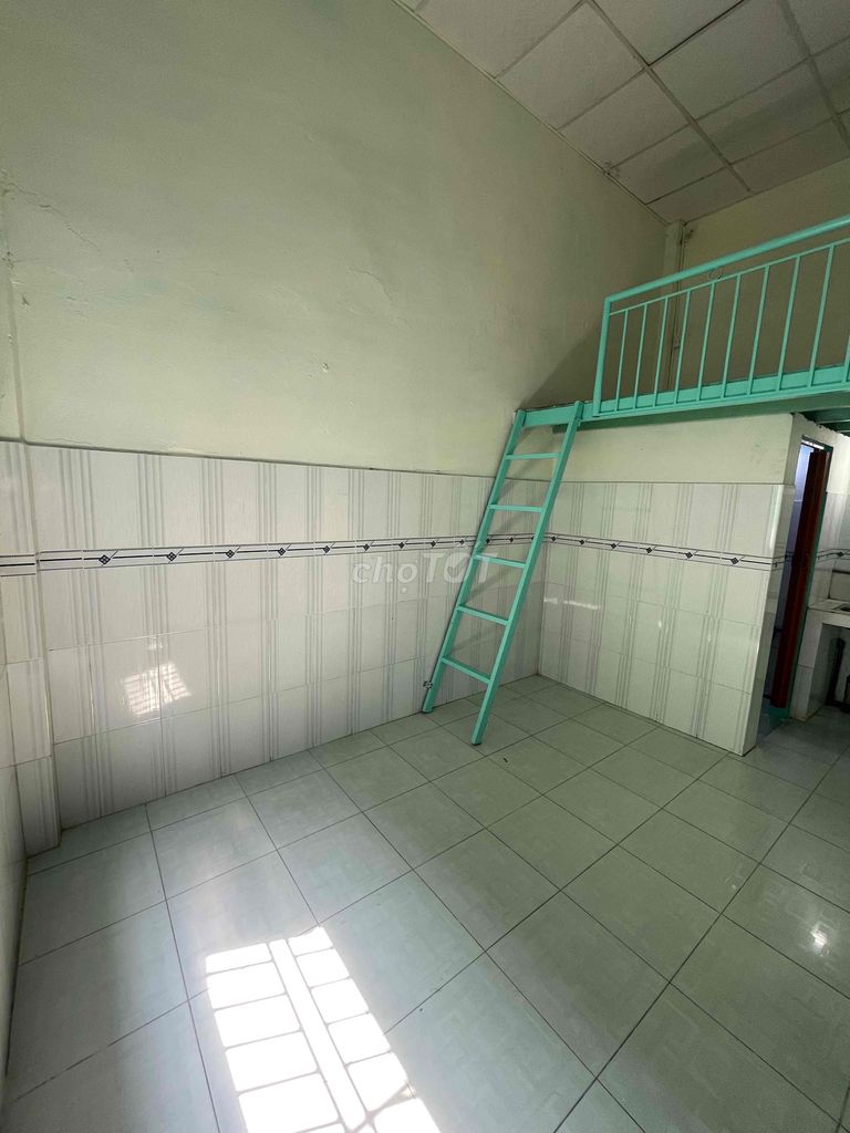 Phòng cho thuê tại Gò Vấp 15m² chỉ 2.4 triệu - An ninh tốt, giờ tự do!