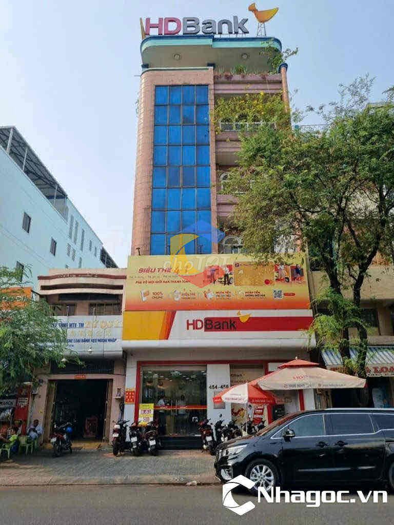 Cho thuê văn phòng mặt tiền đường Hồng Bàng, Quận 11, 256.6m² - Nhà mới sửa đẹp, hẻm xe hơi