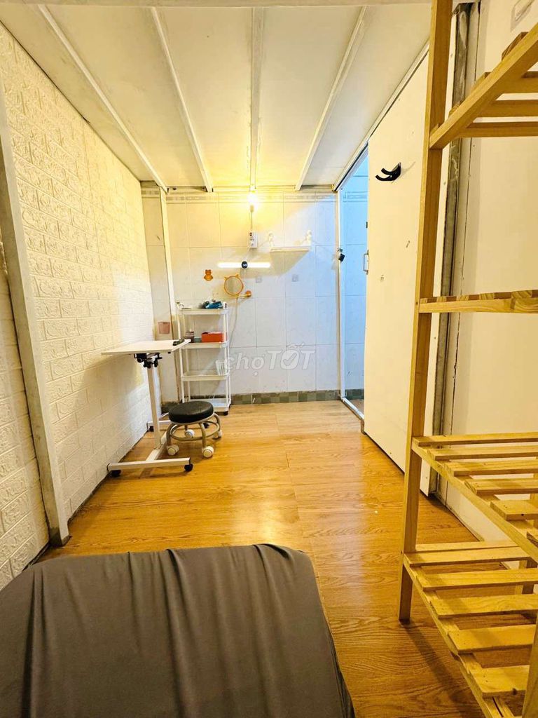 Dorm 1 Người Nữ Quận 10 - Giá 2 triệu, Bao Chi Phí Sinh Hoạt!