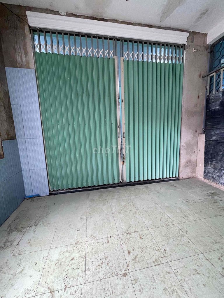 Cho thuê nhà cấp 4 đường Bình Trưng Đông 80m² giá 5.5 triệu - Khu yên tĩnh, tiện ích đầy đủ!