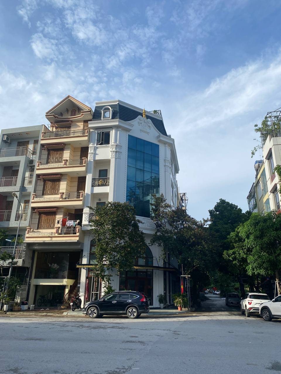 Tòa Building 8 Tầng Mặt Tiền Trung Văn 150m² giá 74.5 tỷ - Đầu tư sinh lời cao!