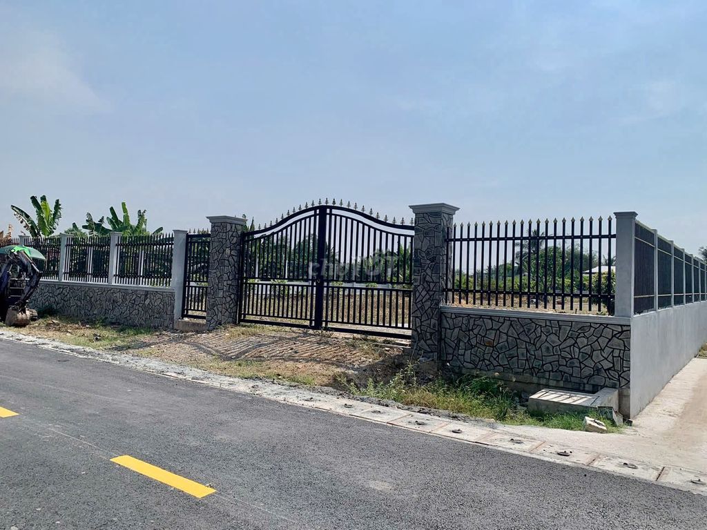 Đất dân cư hiện hữu 1,930m² tại Lương Ngang, Tân Nhựt - Cơ hội đầu tư hấp dẫn!