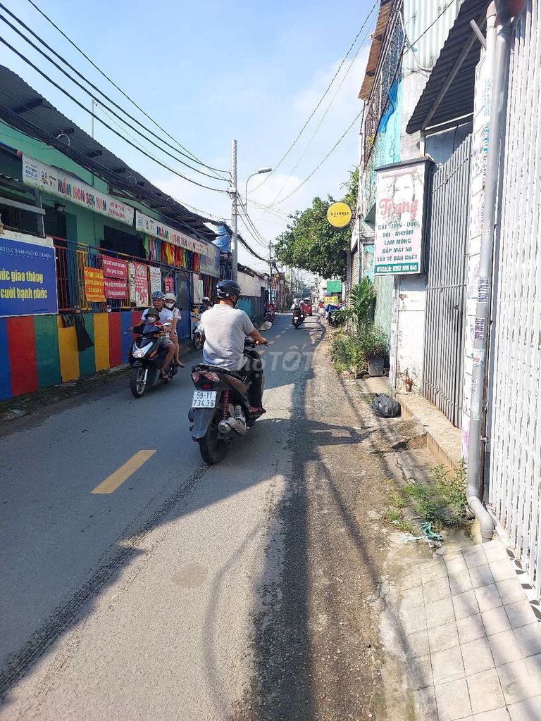 Mặt bằng kinh doanh Hẻm 207 Đường Số 8 Bình Tân 88m² giá 10 triệu - Nhà mới đẹp, sẵn sàng hoạt động!