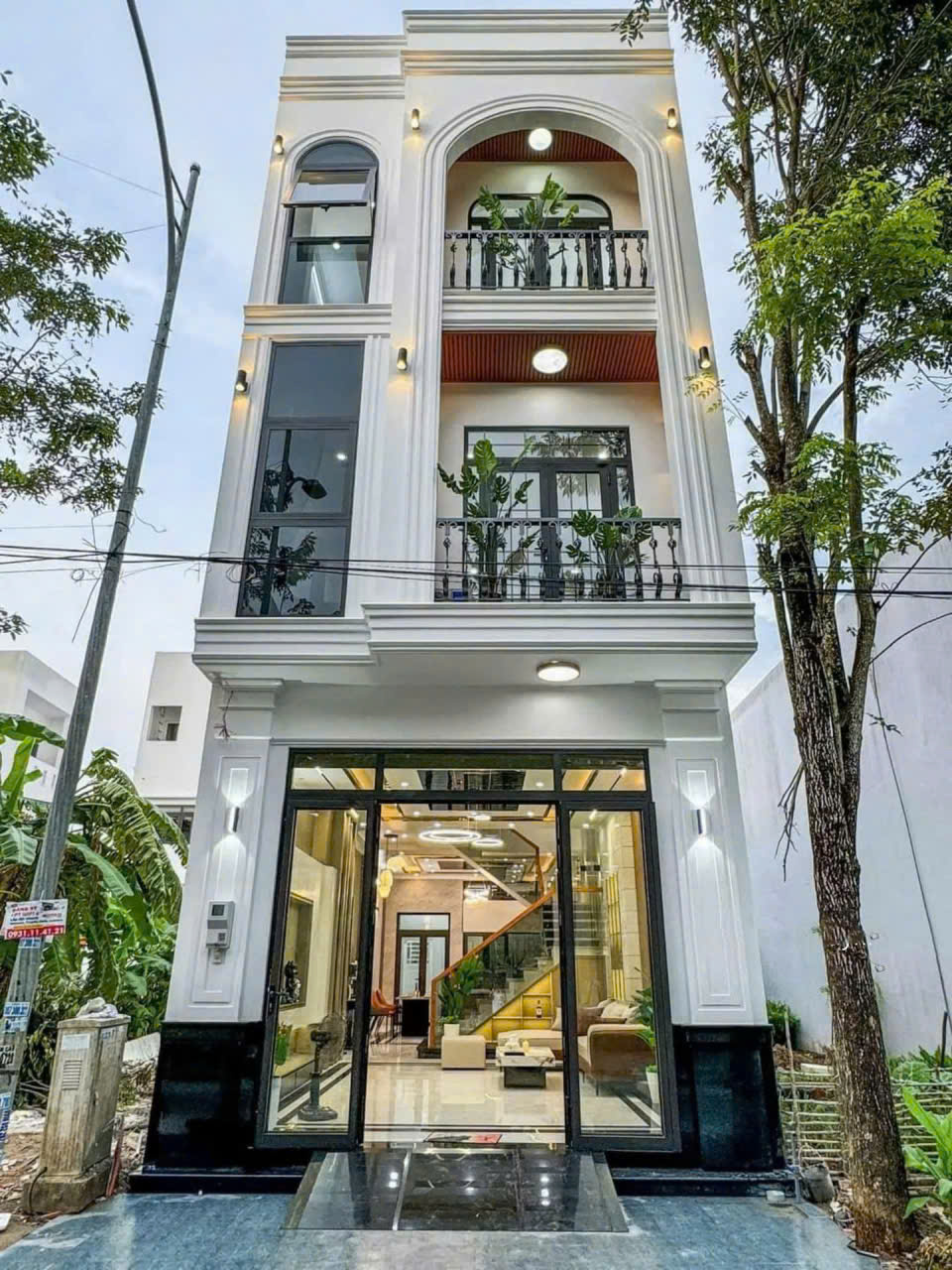 Nhà 2 lầu Tương Bình Hiệp 260m² giá 3.2 tỷ - Chính chủ cần bán gấp!