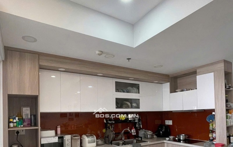 Căn hộ Central Plaza Tân Bình 80m² giá 12.5 triệu - Nhà mới sơn, vào ở ngay!