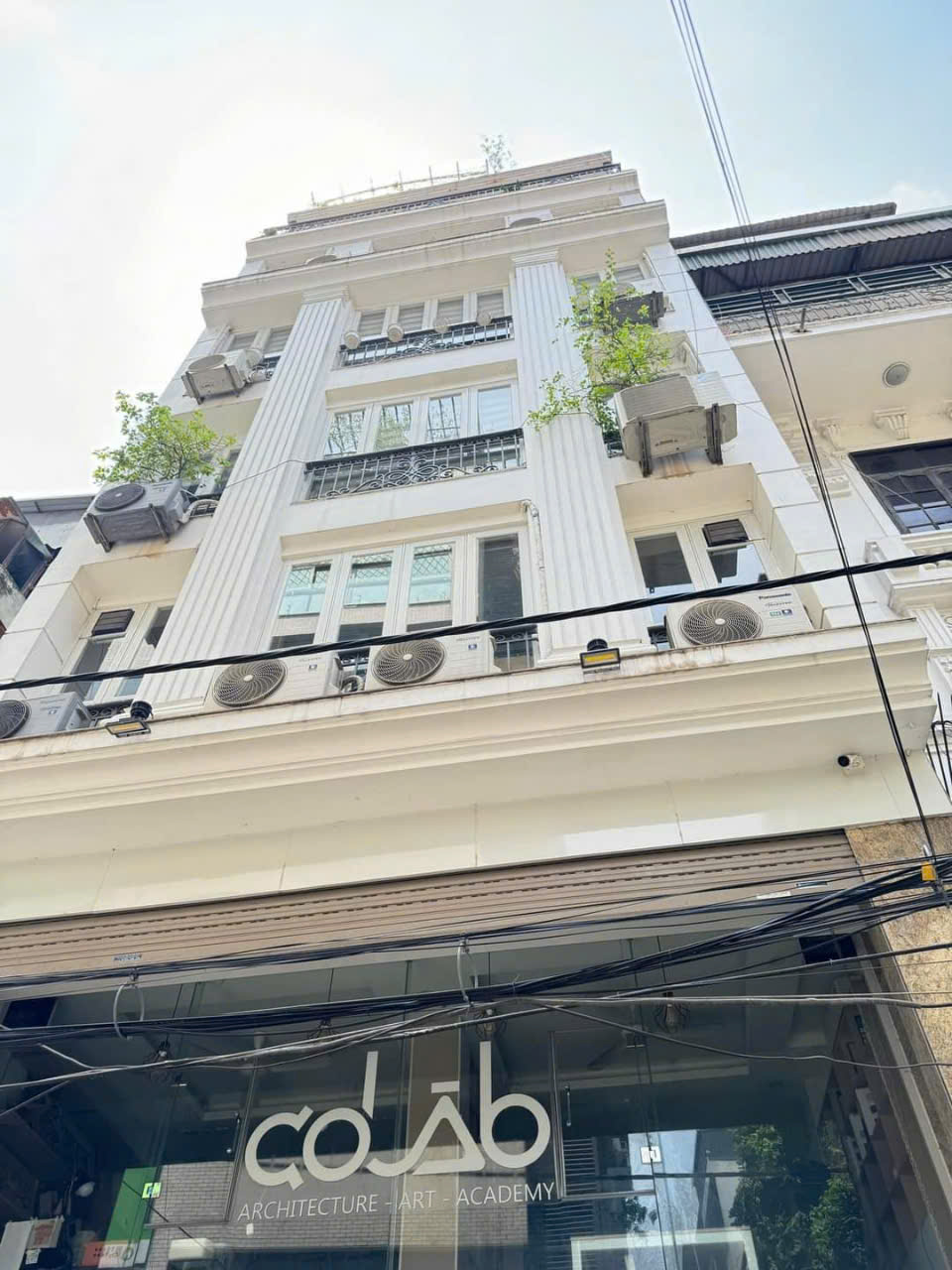 Bán tòa office mặt phố Nghĩa Đô 160m² giá 90 tỷ - Nằm cạnh KĐT Tây Hồ Tây đẳng cấp!