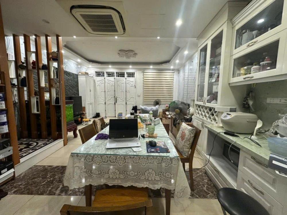 Bán nhà phố Hoàng Hoa Thám 47m² - 5 tầng, ô tô, ngõ thông kinh doanh chỉ 13 tỷ