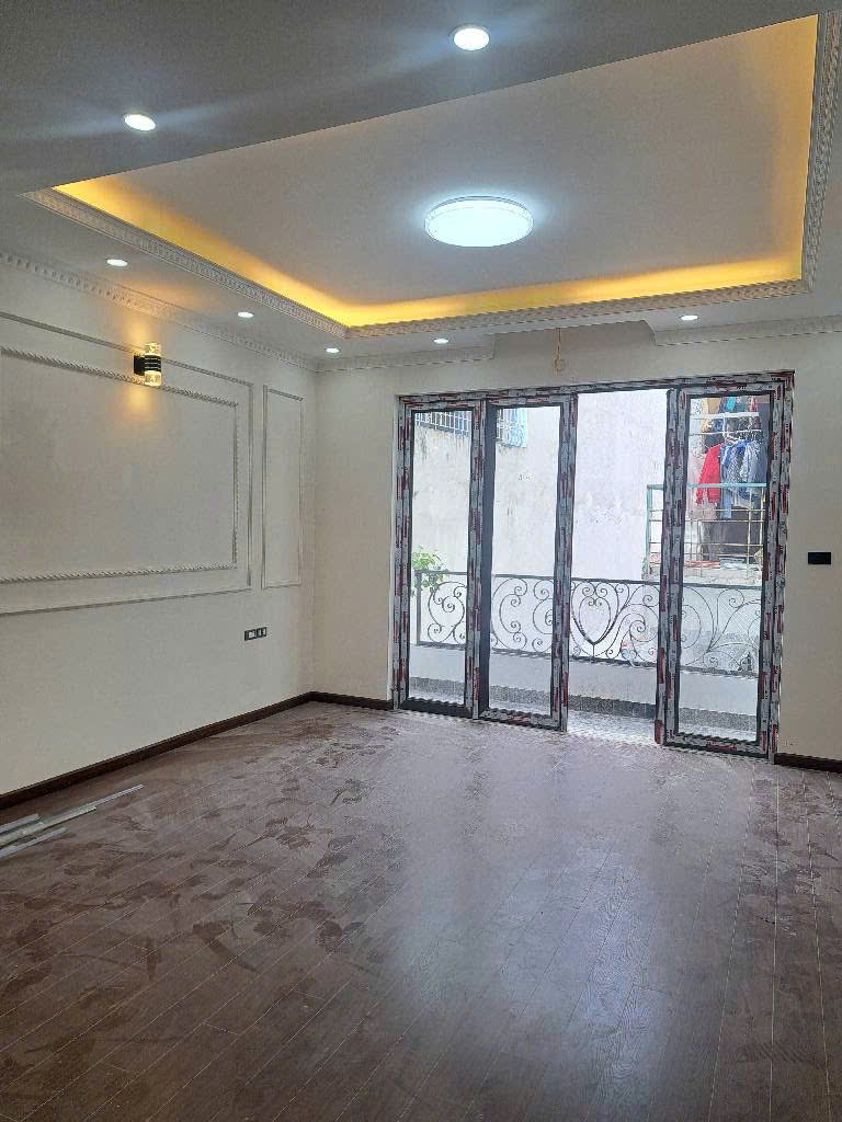 Nhà mới đẹp Kim Mã 74m² x 6 tầng, thang máy - Đẳng cấp SmartHome chỉ cách phố 20m!