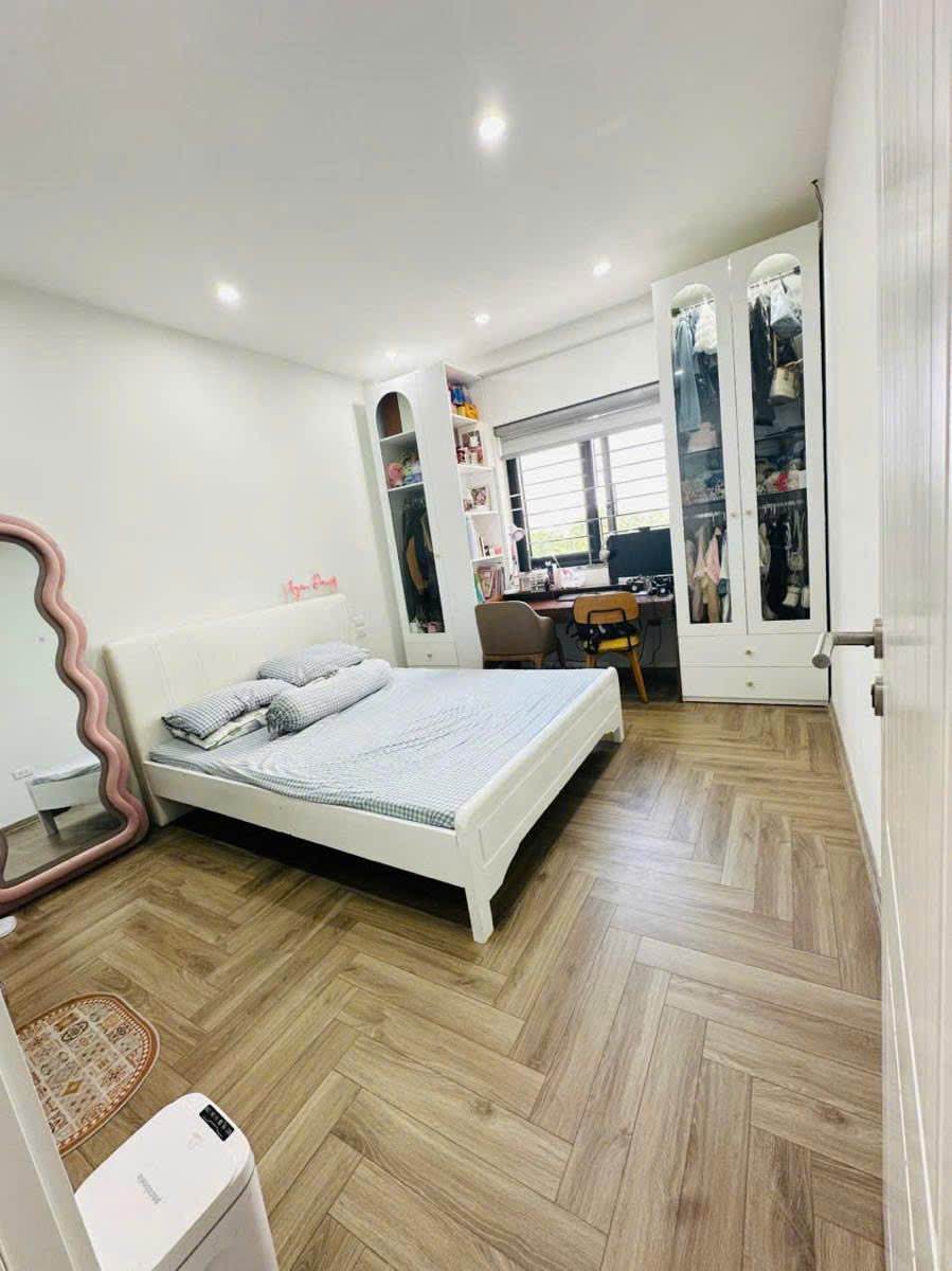 Bán nhà mặt phố Xã Đàn, quận Đống Đa 40m² giá 33 tỷ - Kinh doanh sầm uất